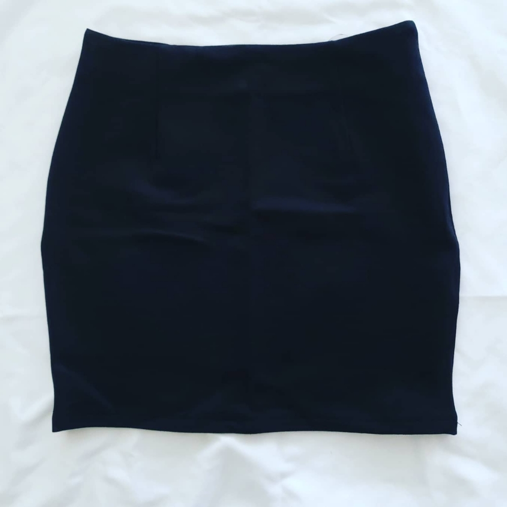 Mini Skirt - Picture 2 of 2